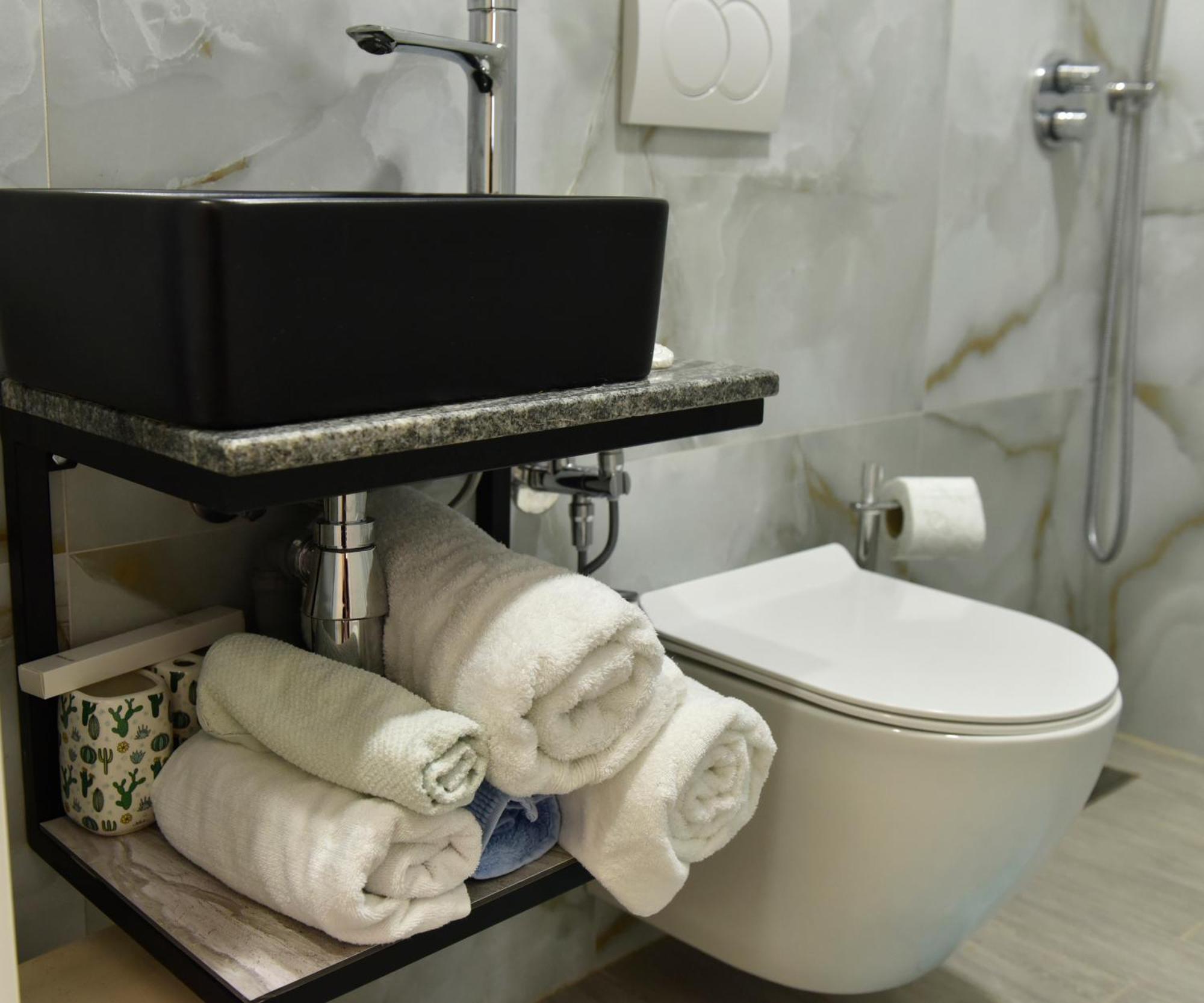 City Center Rooms And Apartments Durres Room photo
